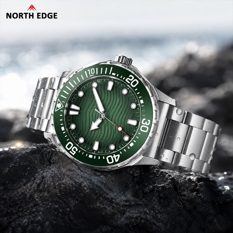 Diver Watch 300M - ノースエッジ TRITON ダイバーズウォッチ アウトドア愛好家向け ソーラー充電 300M防水