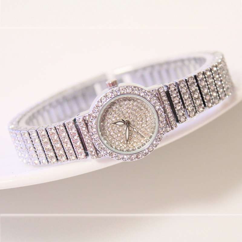 女性のための美しいダイヤモンドの腕時計,小さな腕時計,女性の - Luxury Watch Index のレビューと価格