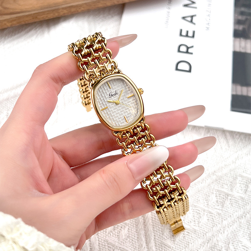 GEDI ブランド腕時計ライト高級ブレスレット小さな香り高級 - Luxury Watch Index のレビューと価格