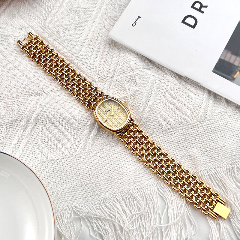 GEDI ブランド腕時計ライト高級ブレスレット小さな香り高級 - Luxury Watch Index のレビューと価格