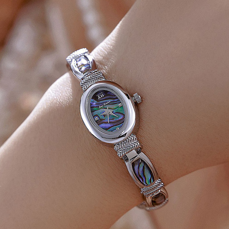 オーバルダイヤル女性ブレスレット腕時計トップブランドの高級レ - Luxury Watch Index のレビューと価格